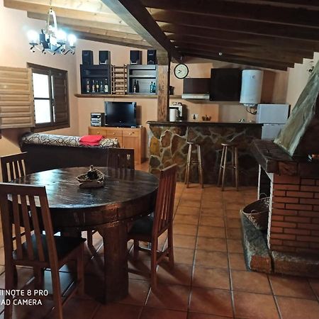 Casa Penelas Petin Buitenkant foto